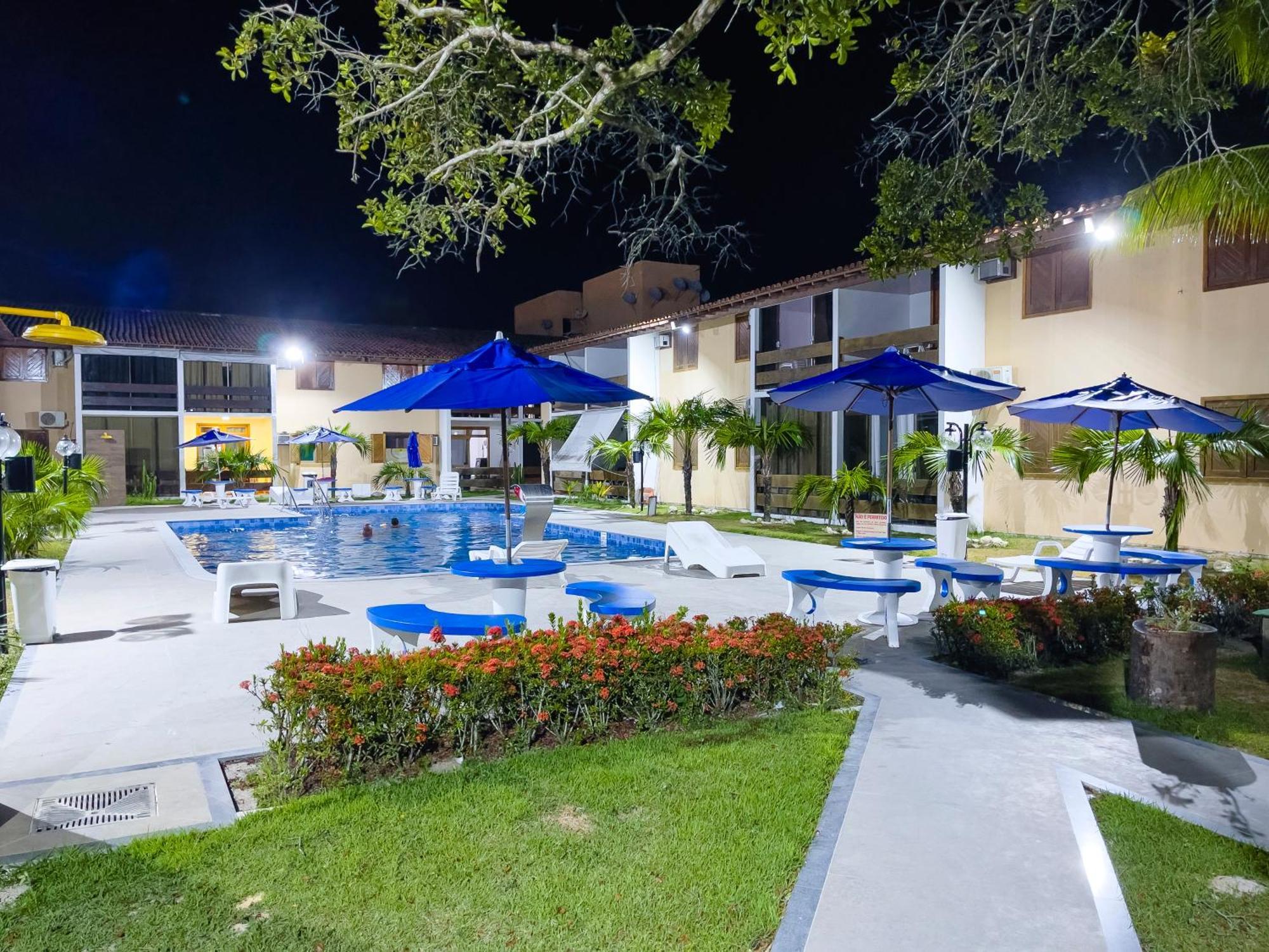 Condominio Portal Do Atlantico Порту-Сегуру Екстер'єр фото